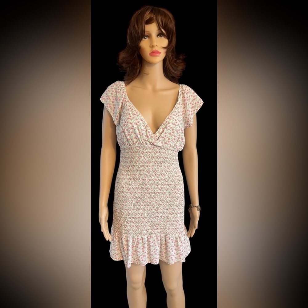 Hostess Pick 💥☄️Wild Fable Floral Print Dress - Pink and White